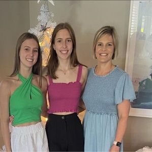 Meet your Posher, Megan